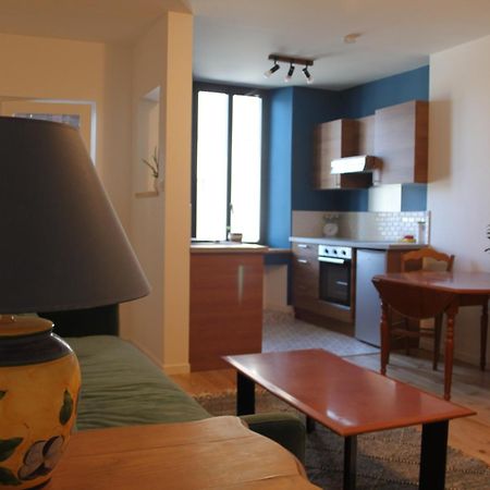 Comfortable Village Apartment In Barbieres With Access To Large Garden With Beautiful Views מראה חיצוני תמונה