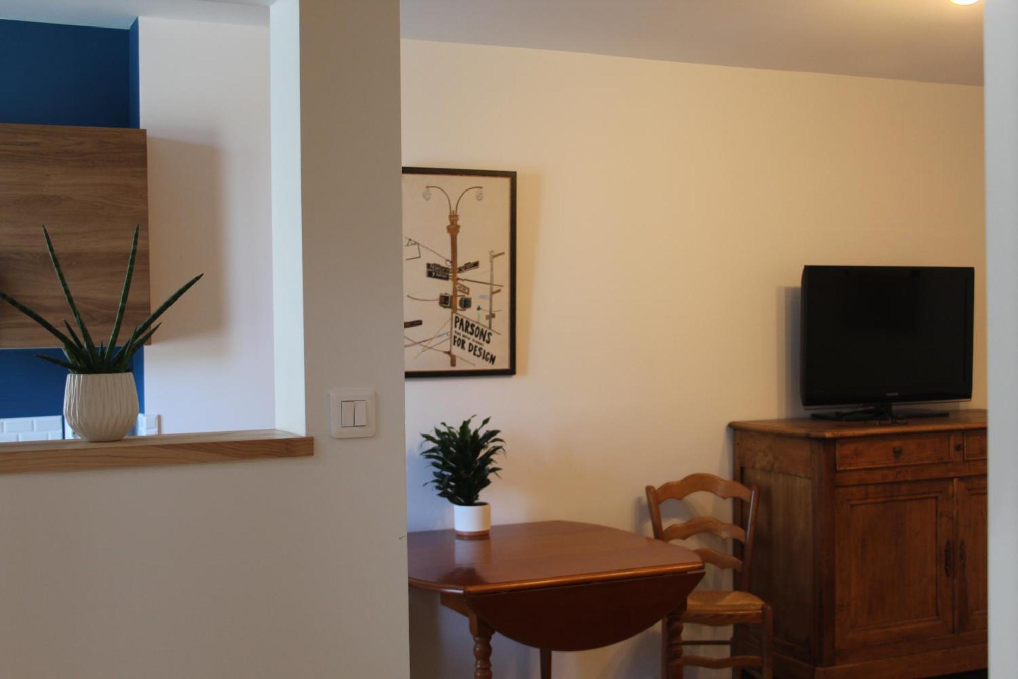 Comfortable Village Apartment In Barbieres With Access To Large Garden With Beautiful Views מראה חיצוני תמונה