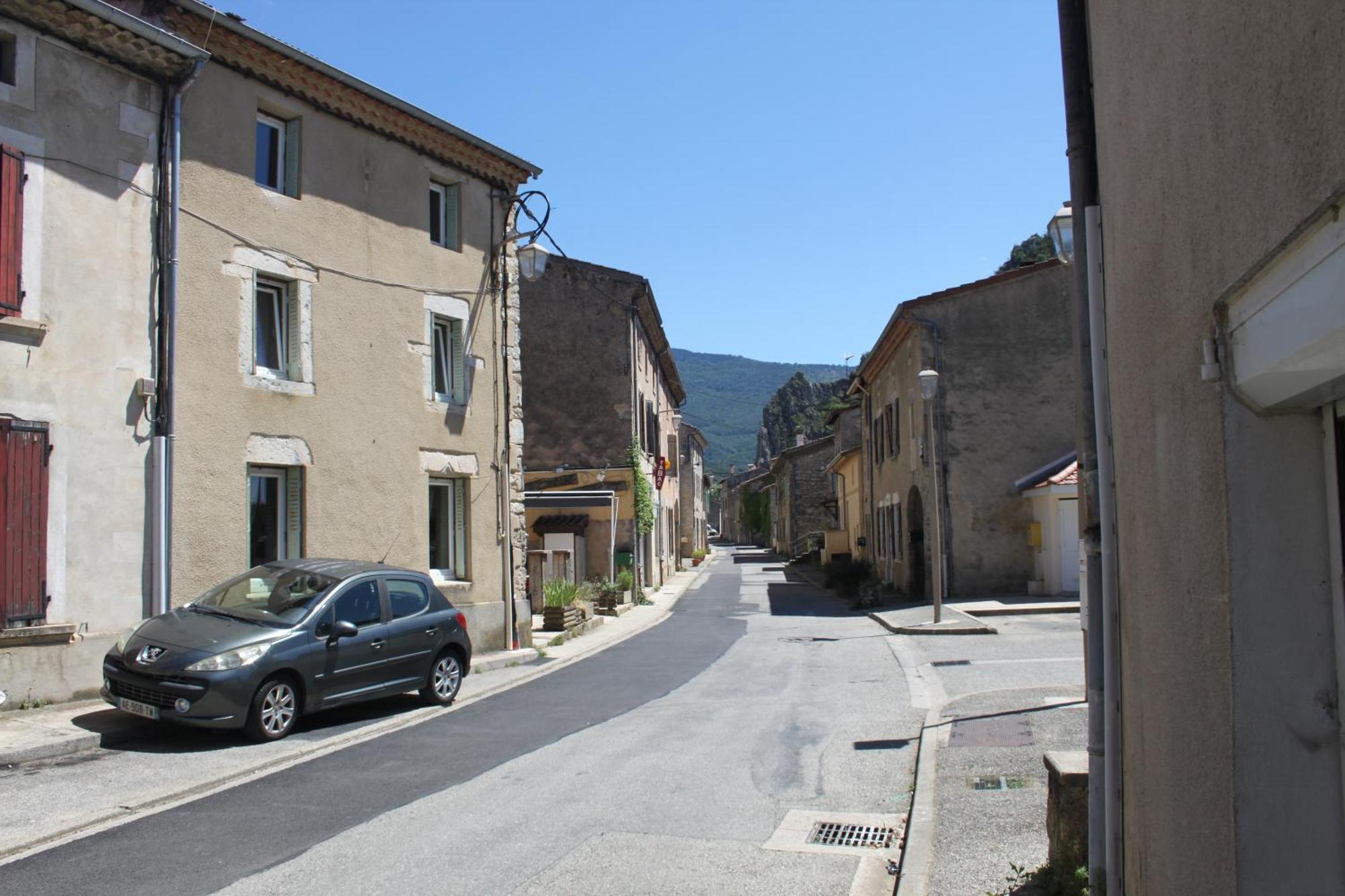 Comfortable Village Apartment In Barbieres With Access To Large Garden With Beautiful Views מראה חיצוני תמונה